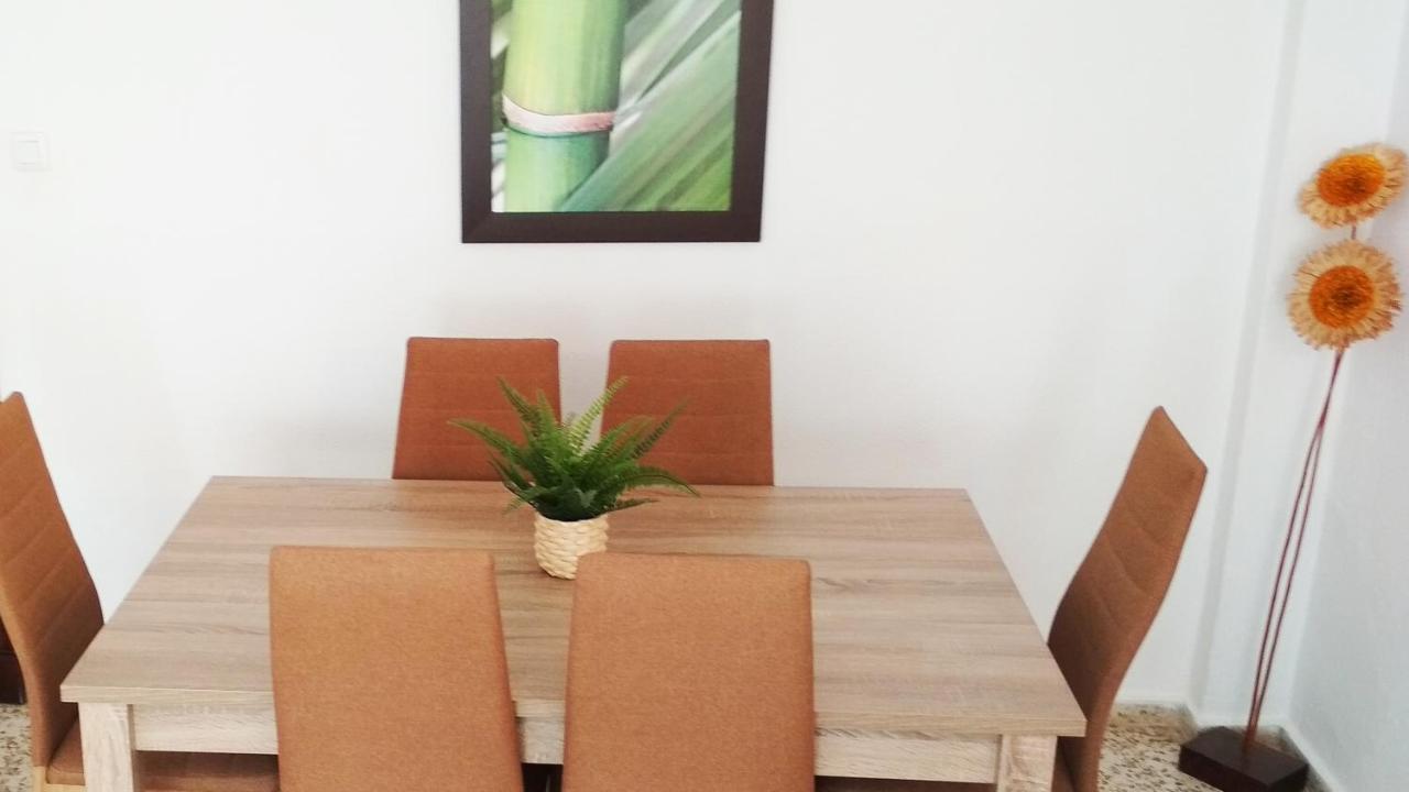 Apartamento Villa De Rota - Vista Mar, 135M2, Terraza, Sat Tv Y Mas Luaran gambar